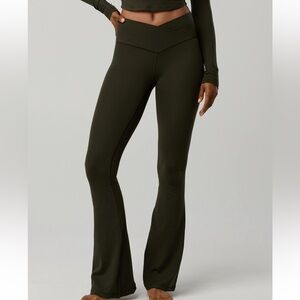 Offline by aerie olive petal crossover flare leggings. Size Large Long length.